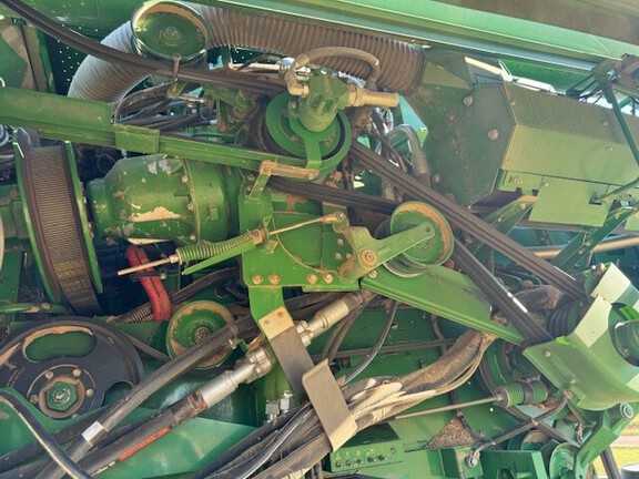 Photo of 2013 John Deere S690
