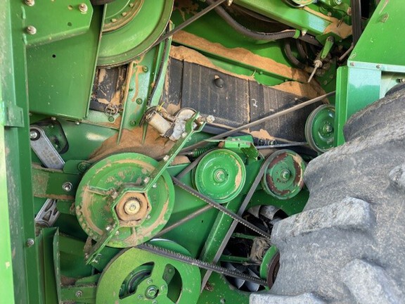 Photo of 2013 John Deere S690