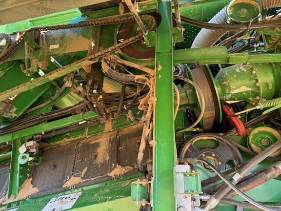 Photo of 2013 John Deere S690