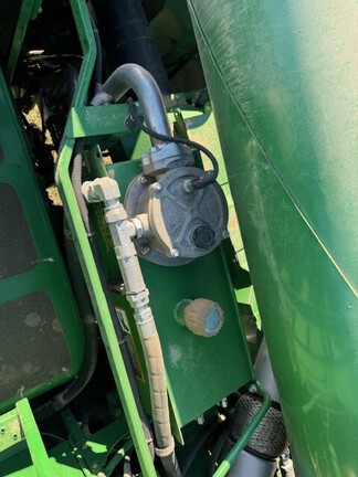 Photo of 2013 John Deere S690