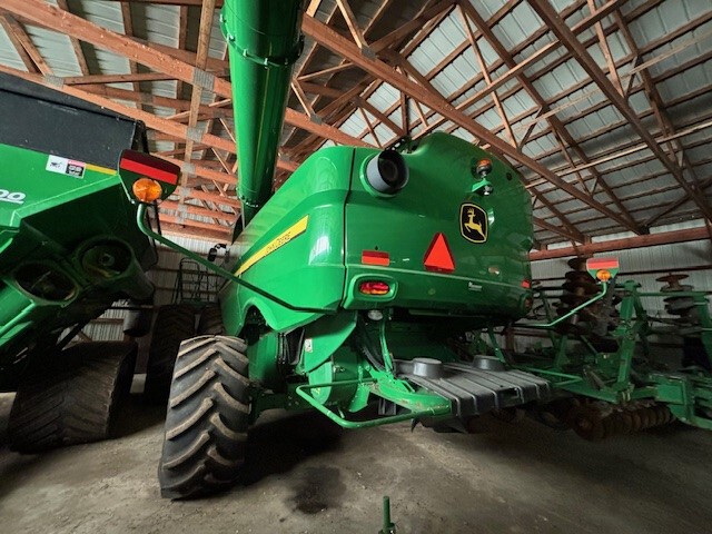 2018 John Deere S780 Image 6