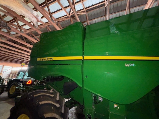 2018 John Deere S780 Image 3