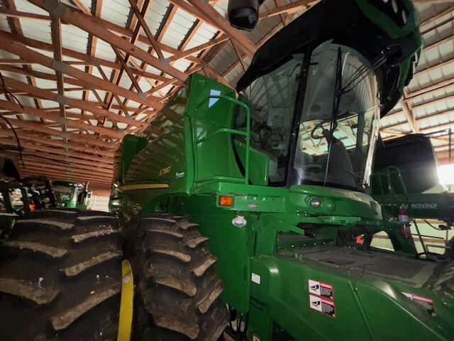 2018 John Deere S780 Image 1