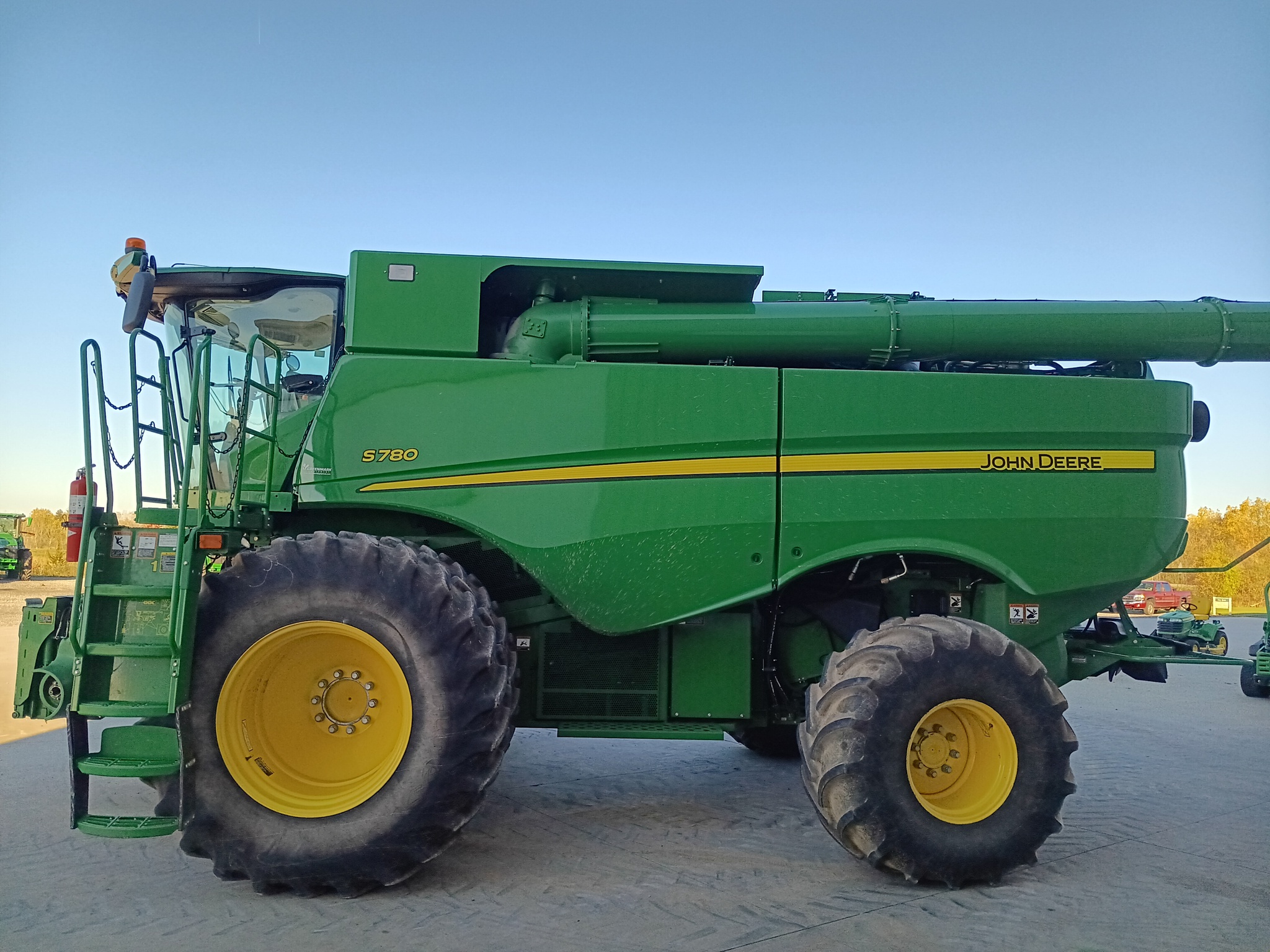2018 John Deere S780 Image 6