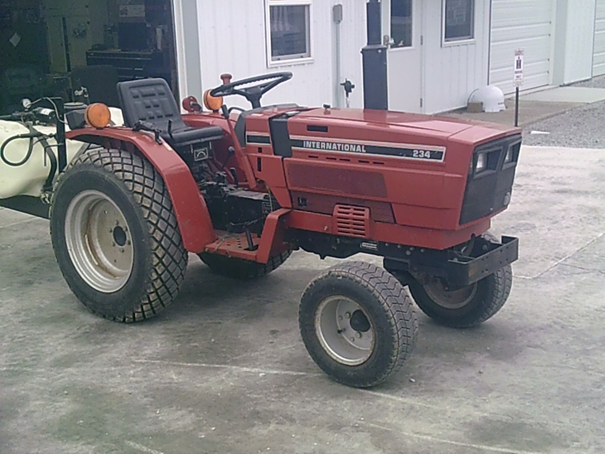 1985 Case IH 234 Image 1