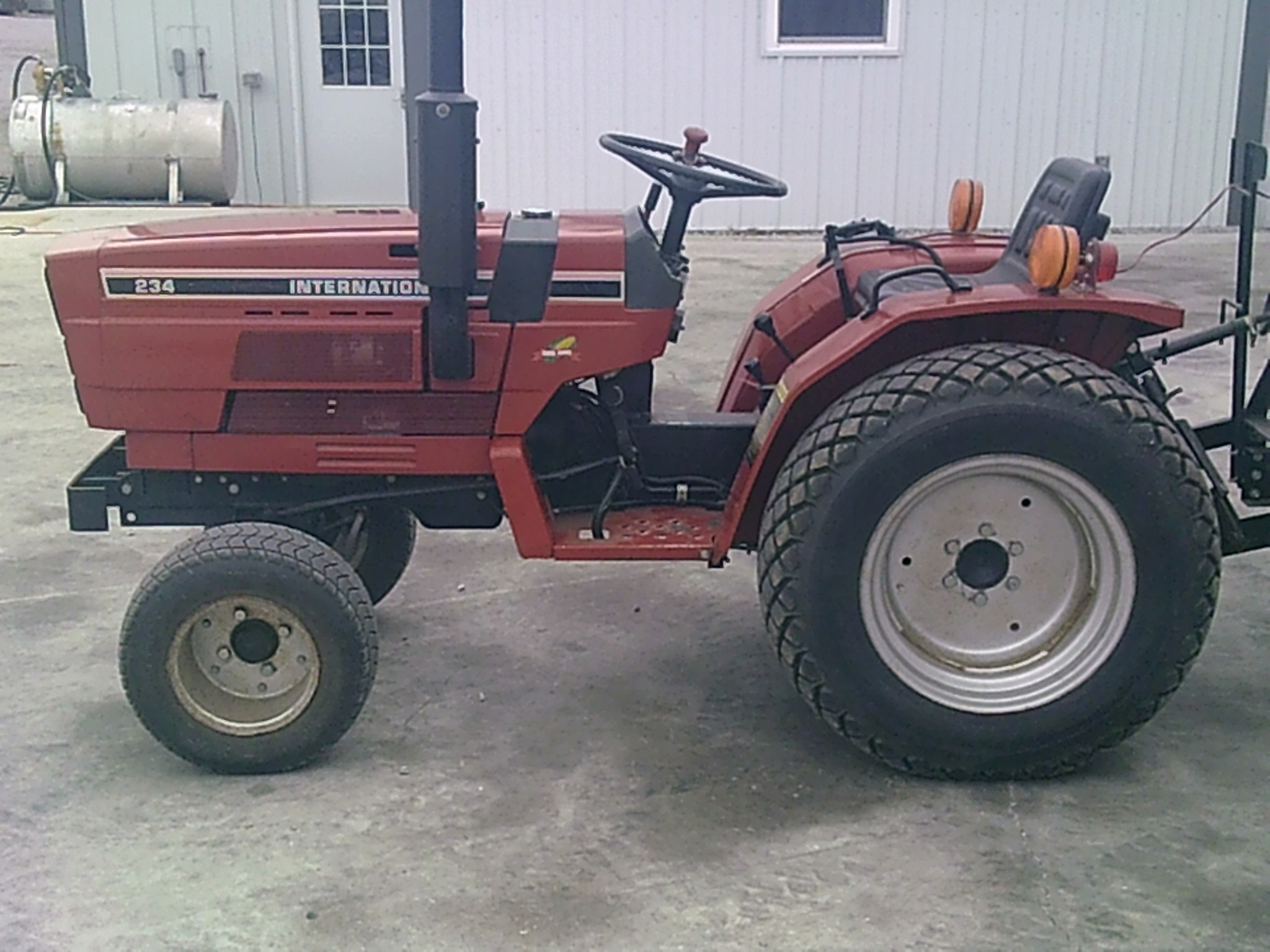 1985 Case IH 234 Image 8