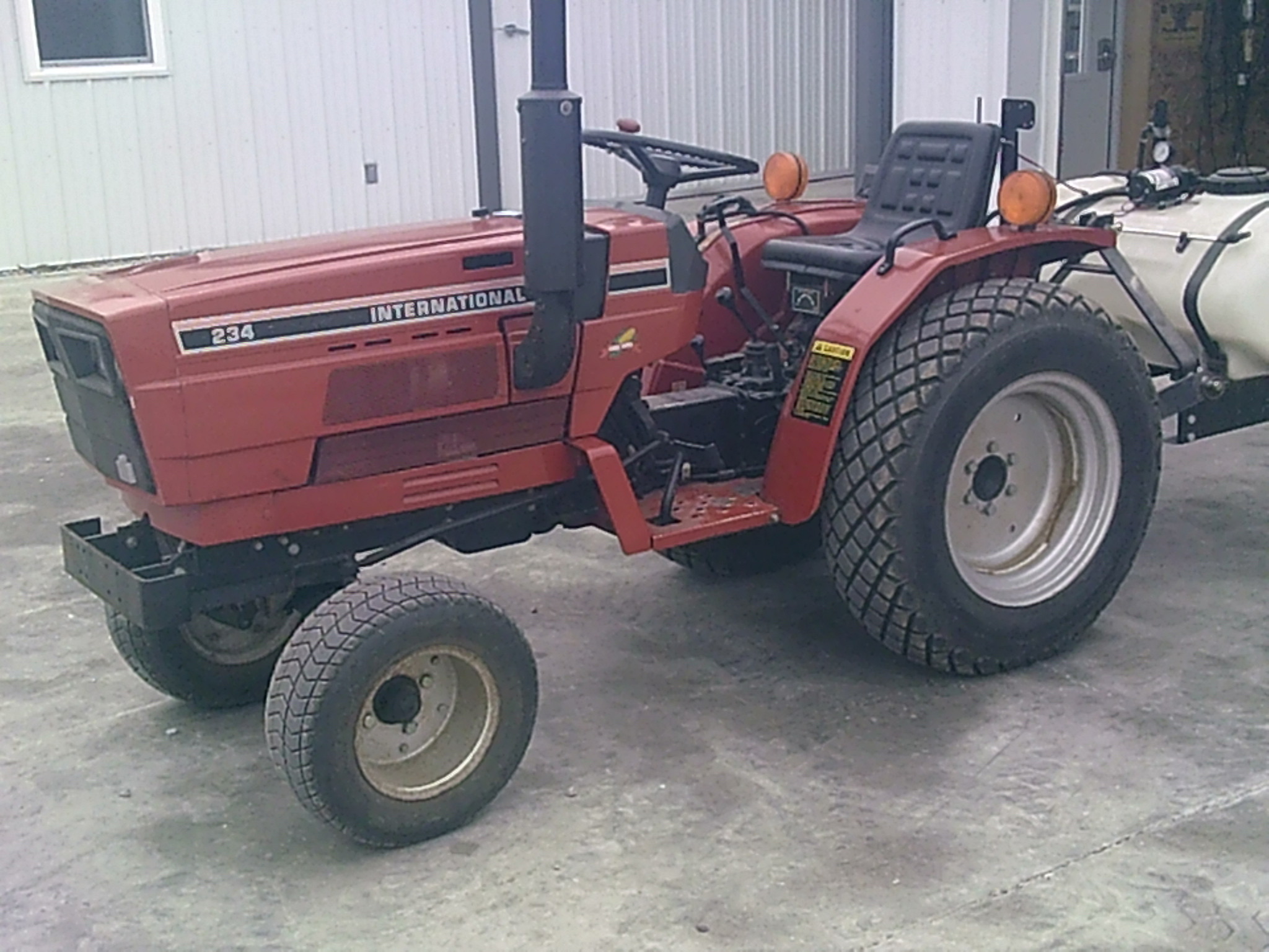 1985 Case IH 234 Image 9