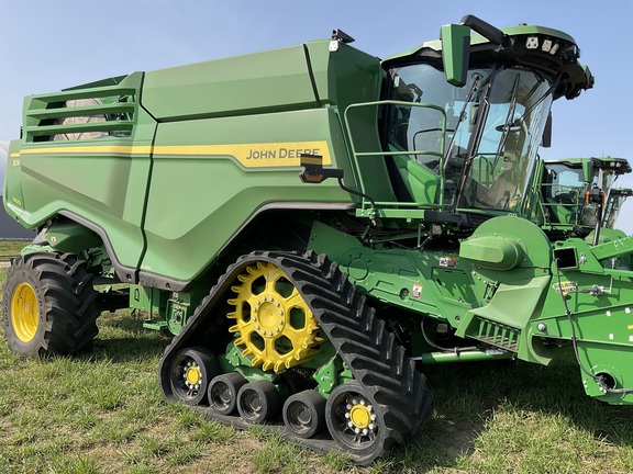 2024 John Deere X9 1100 - Photo1