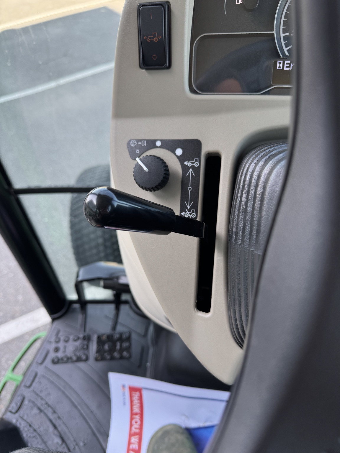 2022 John Deere 4066R Image 17