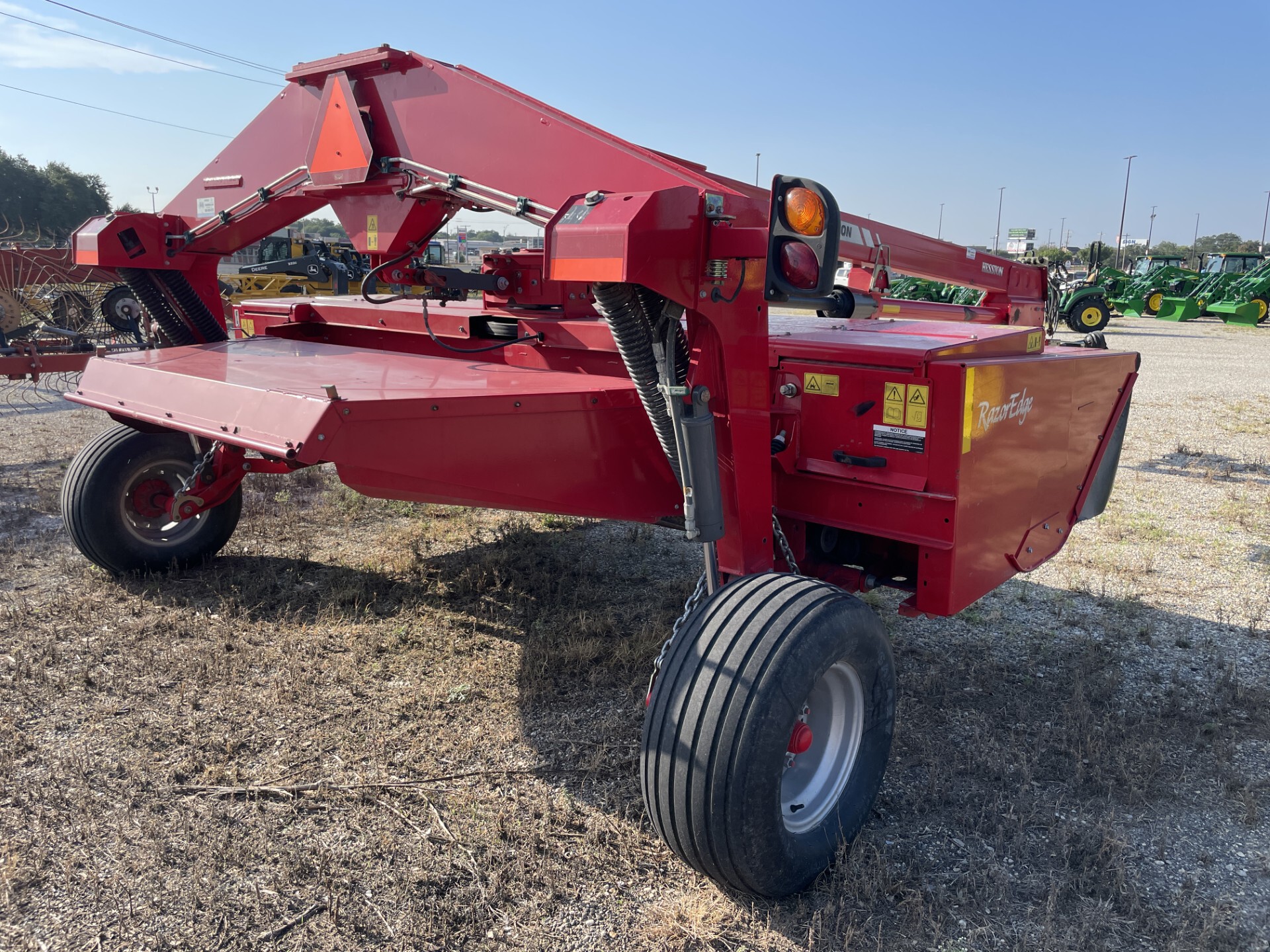 2020 Massey Ferguson 1393 Image 11
