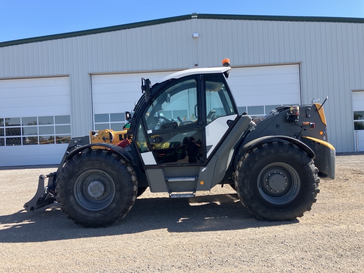 2022 Liebherr T 60-9 05S Image 5