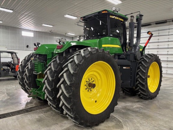 2007 John-Deere 9220