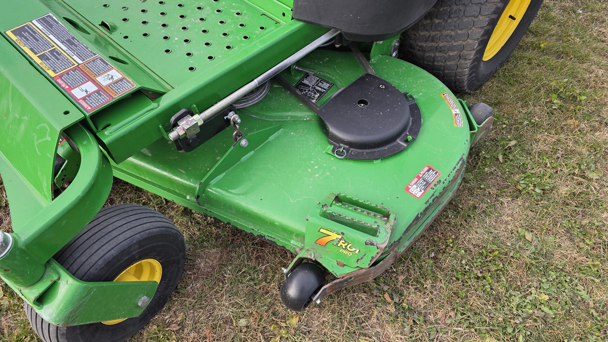 2014 John Deere 997 Image 10