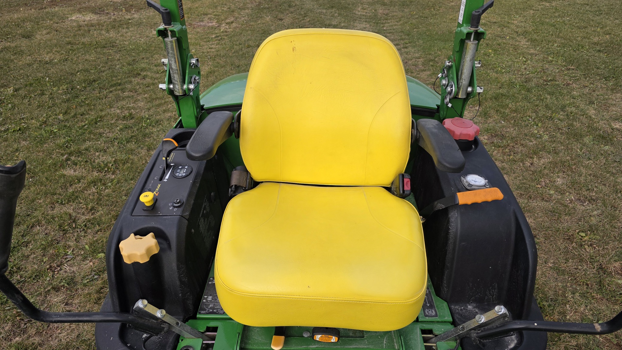 2014 John Deere 997 Image 16