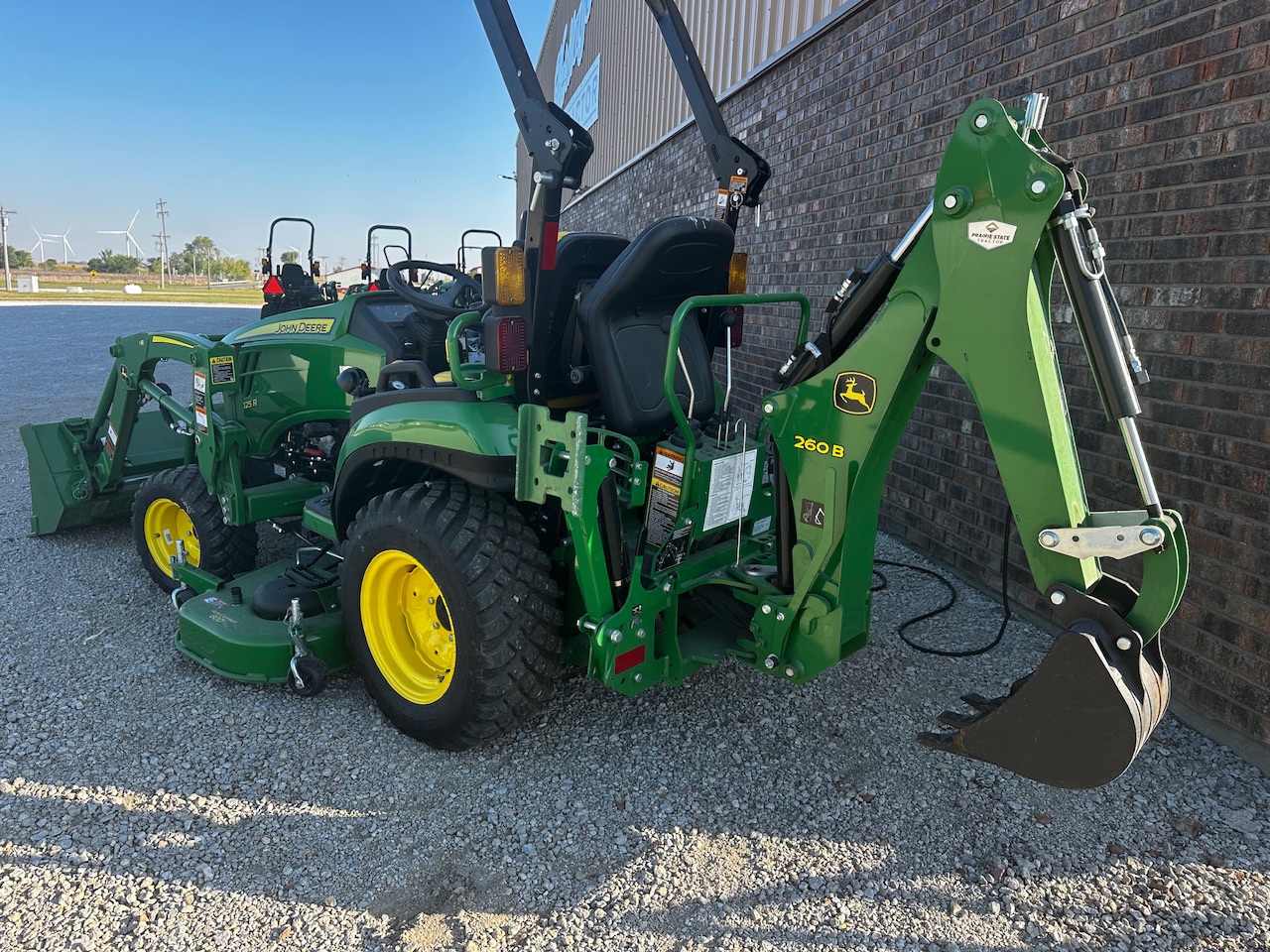  2023 John Deere 2025R at Heritage Tractor in Lexington, IL