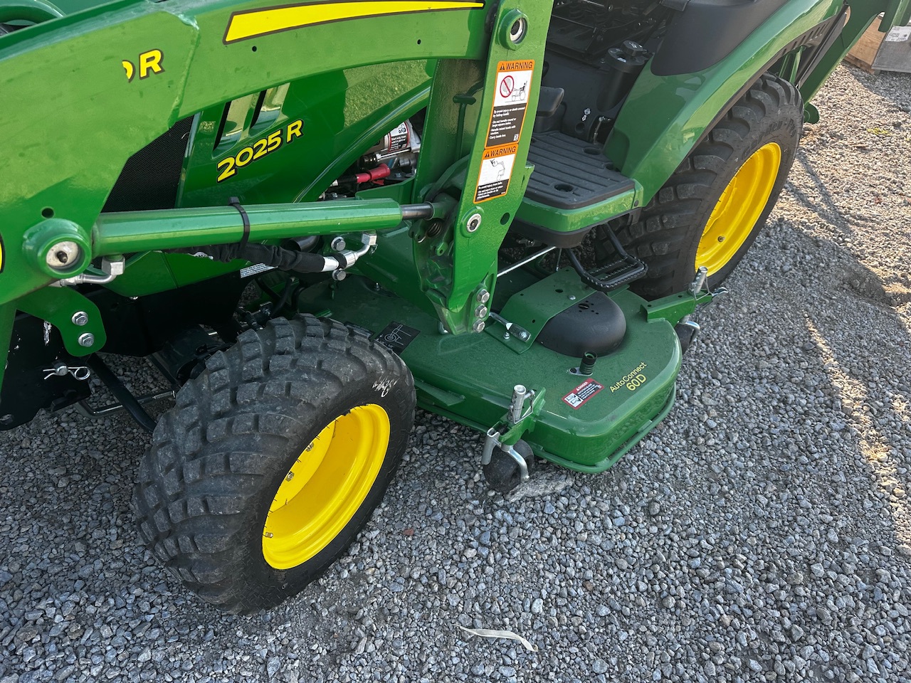  2023 John Deere 2025R at Heritage Tractor in Lexington, IL