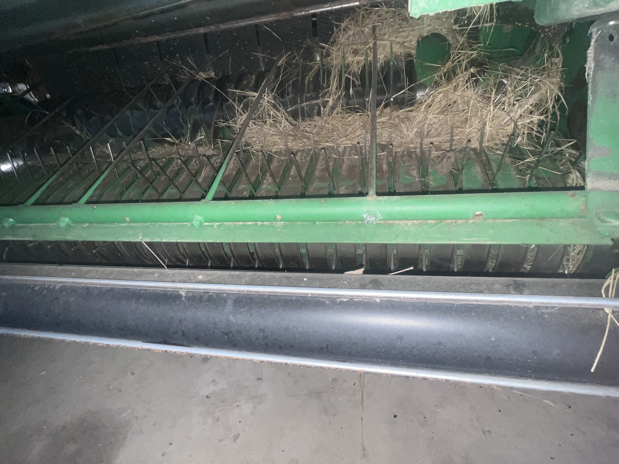 2022 John Deere 560M Image 17