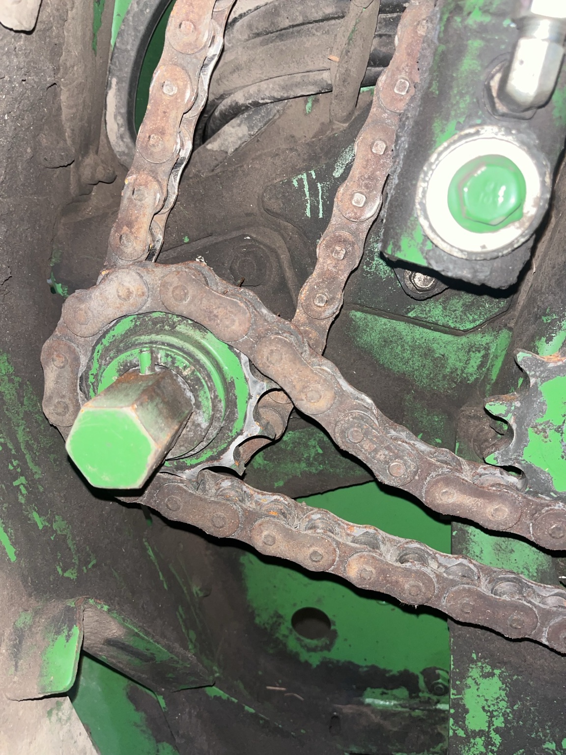 2022 John Deere 560M Image 14