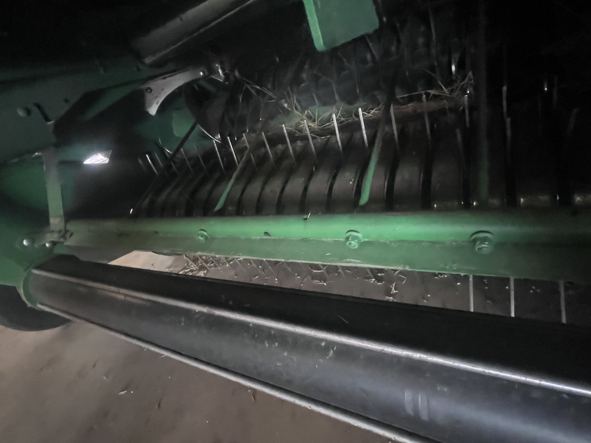 2022 John Deere 560M Image 18