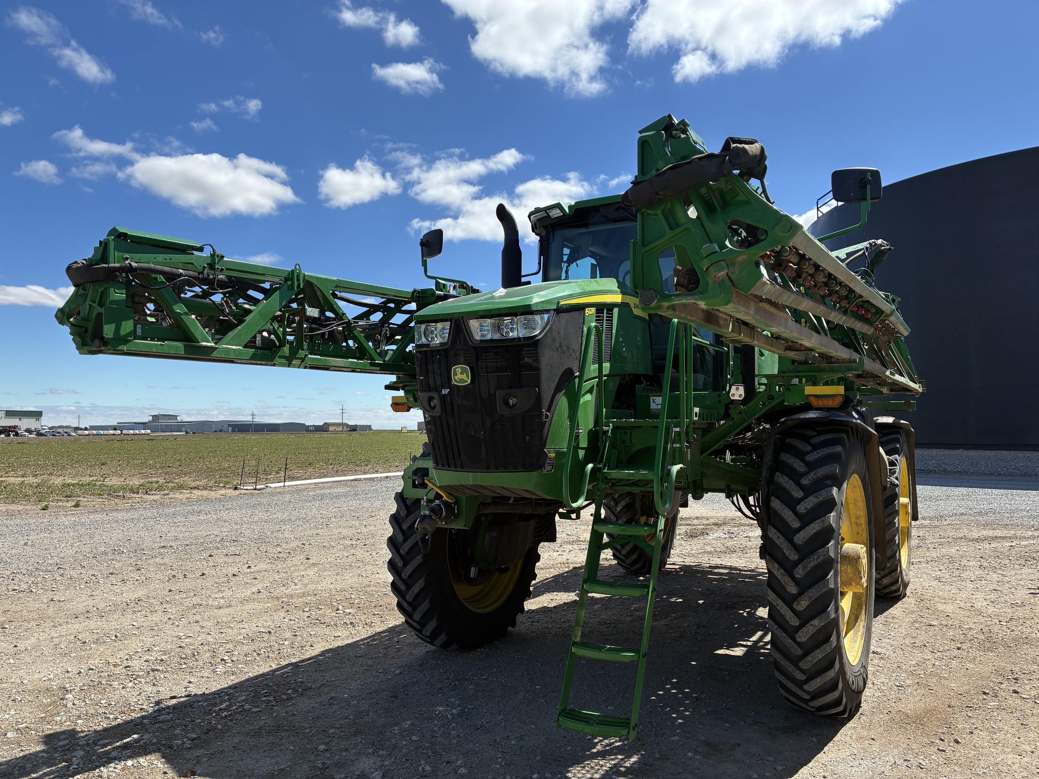 2024 John Deere 612R Image 2