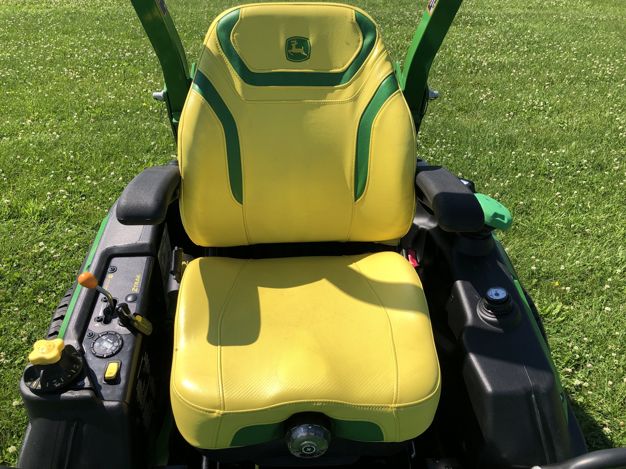 2024 John Deere Z994R Image 11