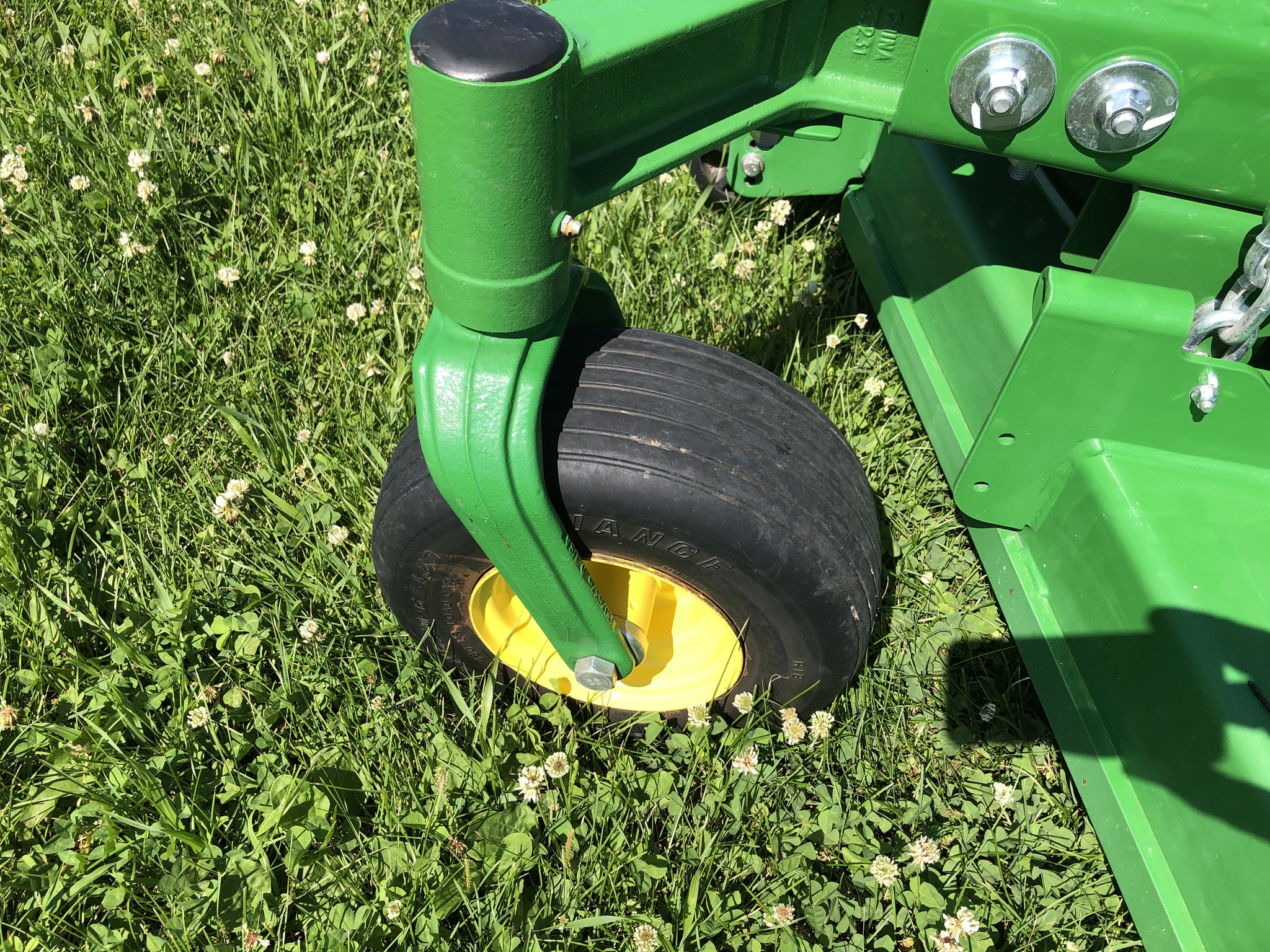 2024 John Deere Z994R Image 18
