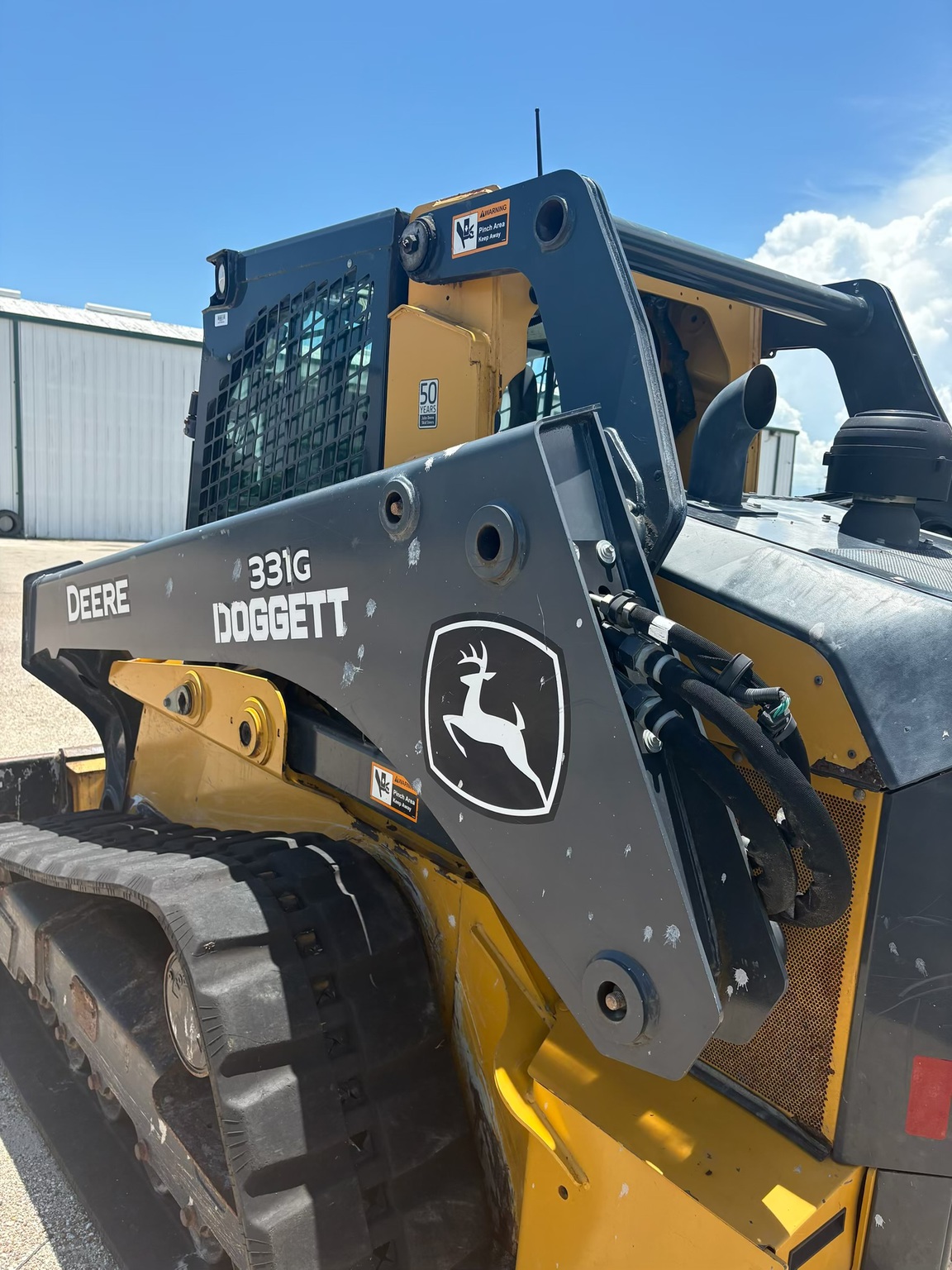 2021 John Deere 331G Image 7