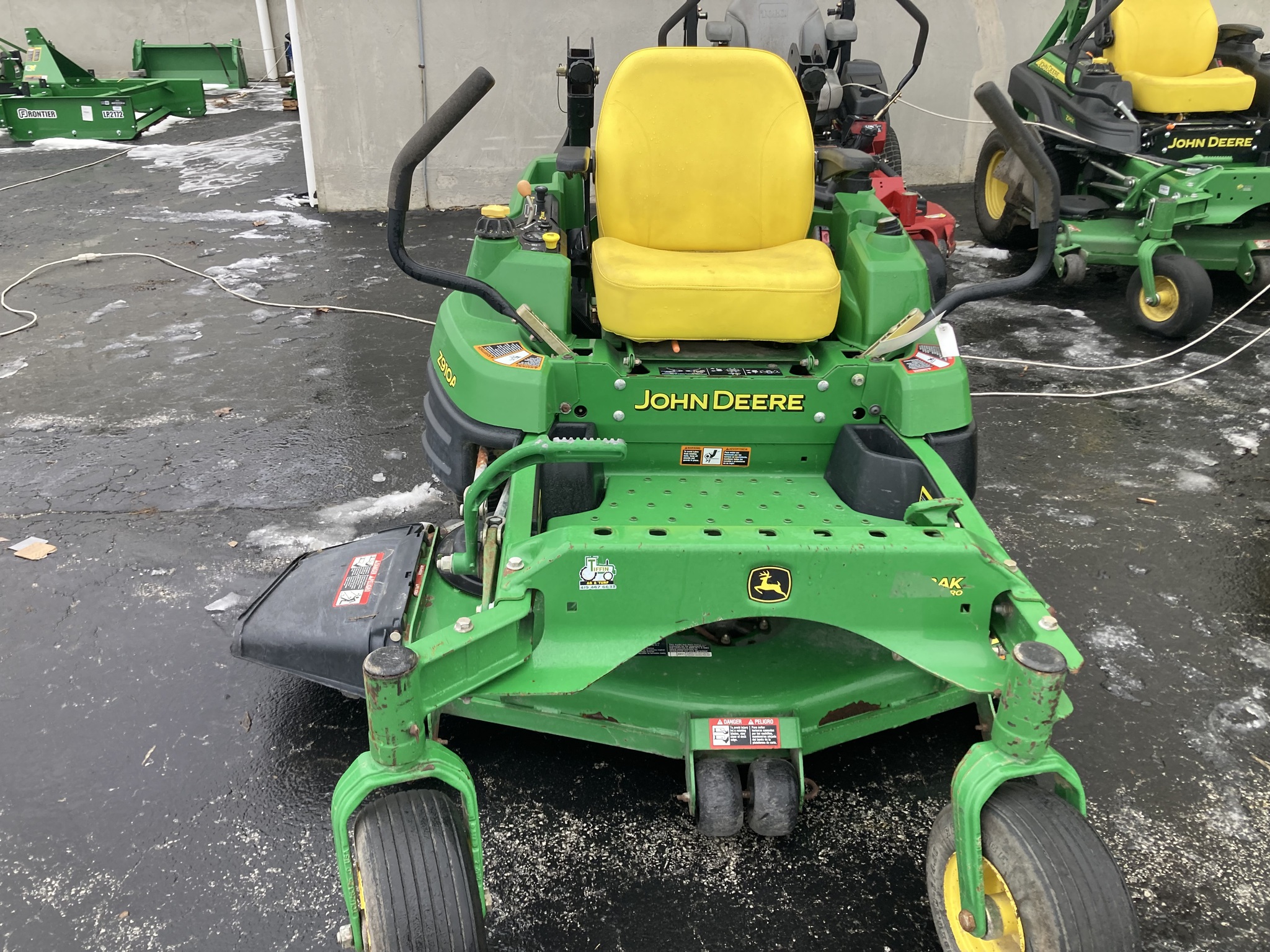 2011 John Deere Z910A Image 1