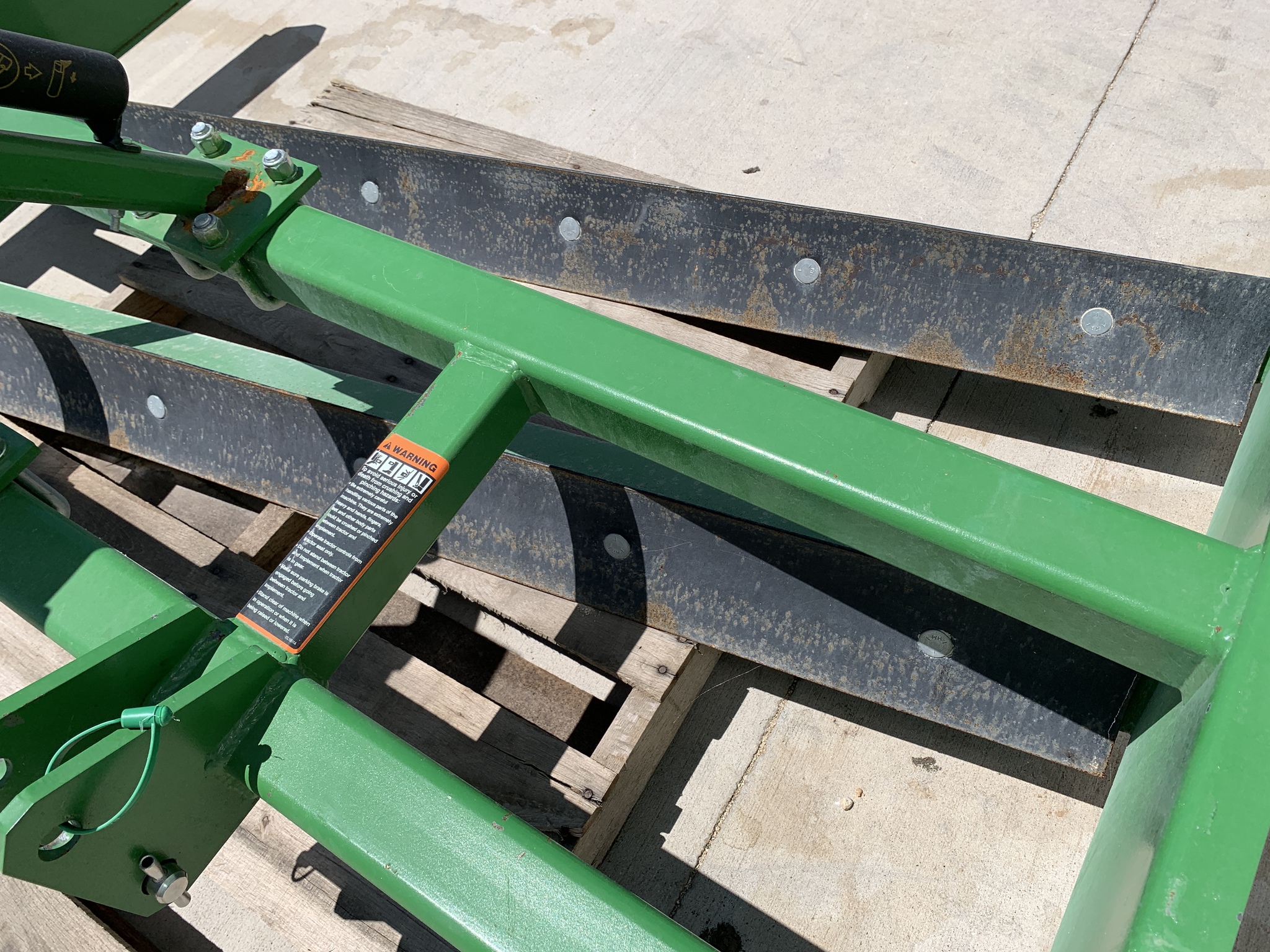 2015 Frontier LP1172 Image 6