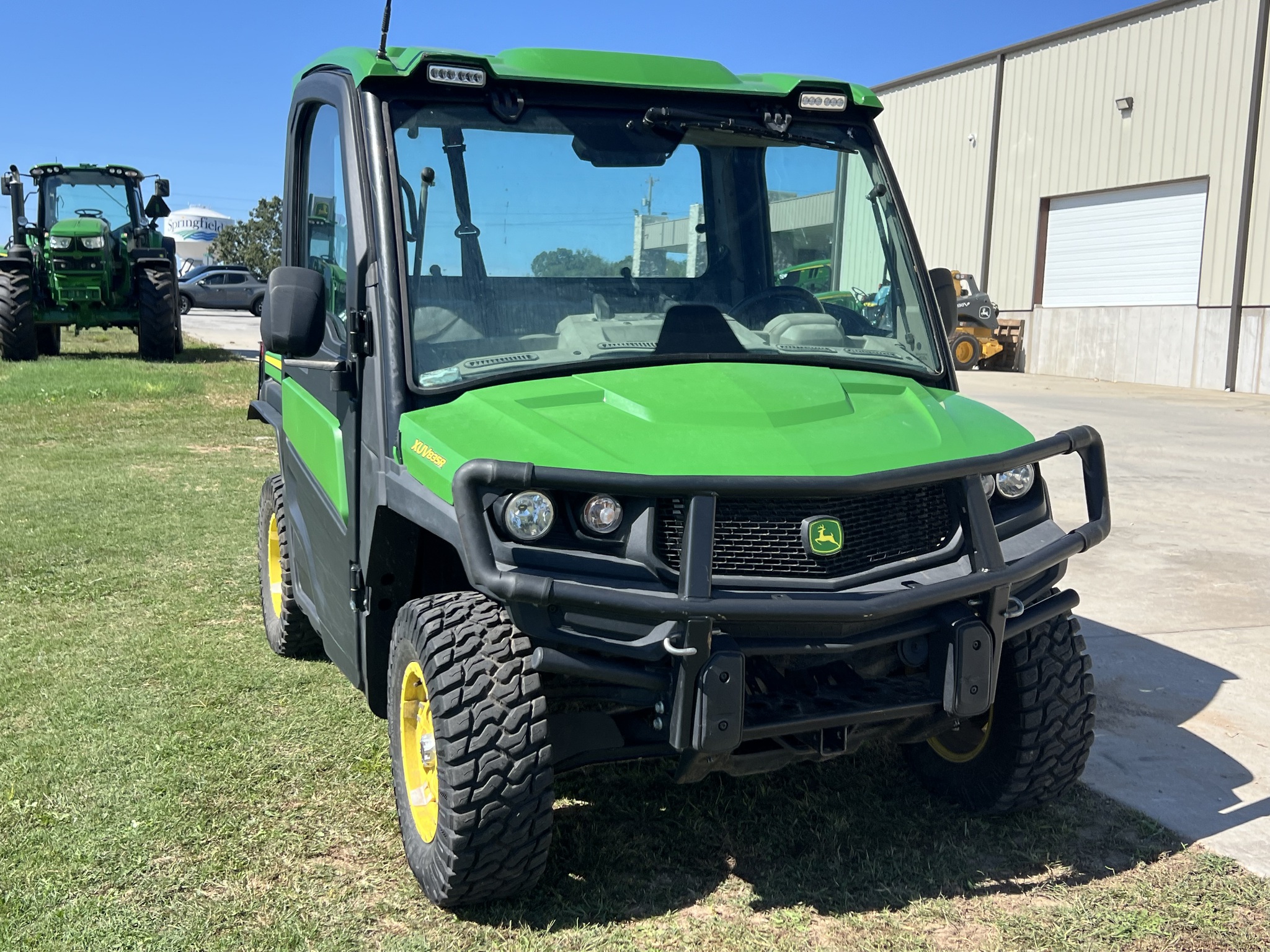  2023 John Deere XUV 835R at Heritage Tractor in Rogersville, MO