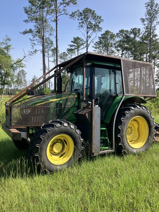 2021 John Deere 6110M