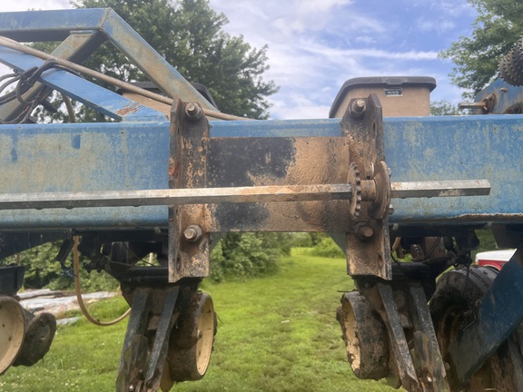 Photo of 1996 Kinze 2600