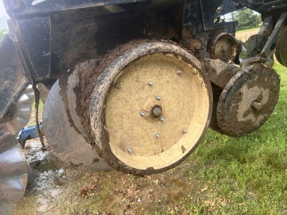 Photo of 1996 Kinze 2600