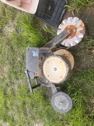 Photo of 1996 Kinze 2600