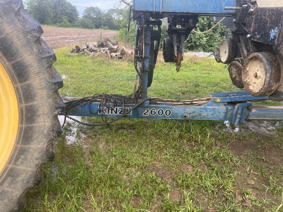Photo of 1996 Kinze 2600