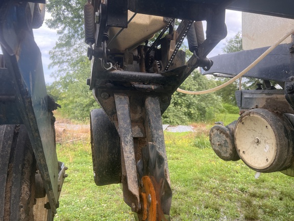 Photo of 1996 Kinze 2600