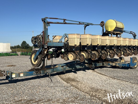 Photo of 1996 Kinze 2600