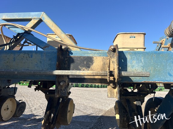 Photo of 1996 Kinze 2600