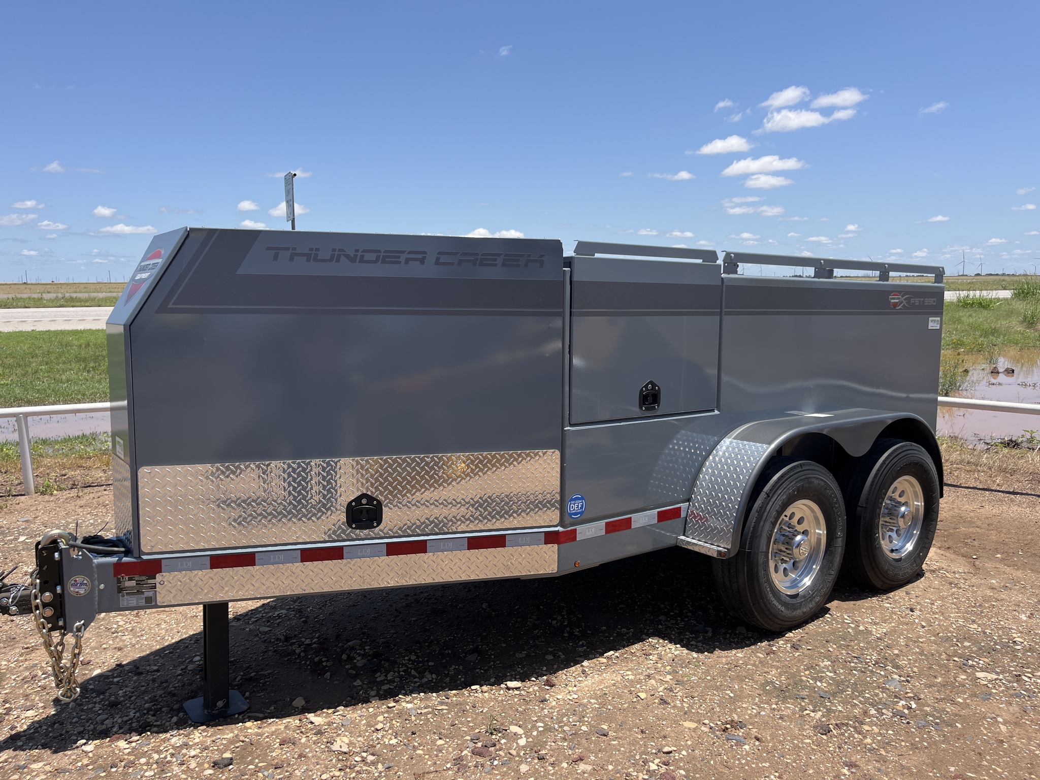 2023 Thunder Creek FST990 Image 1