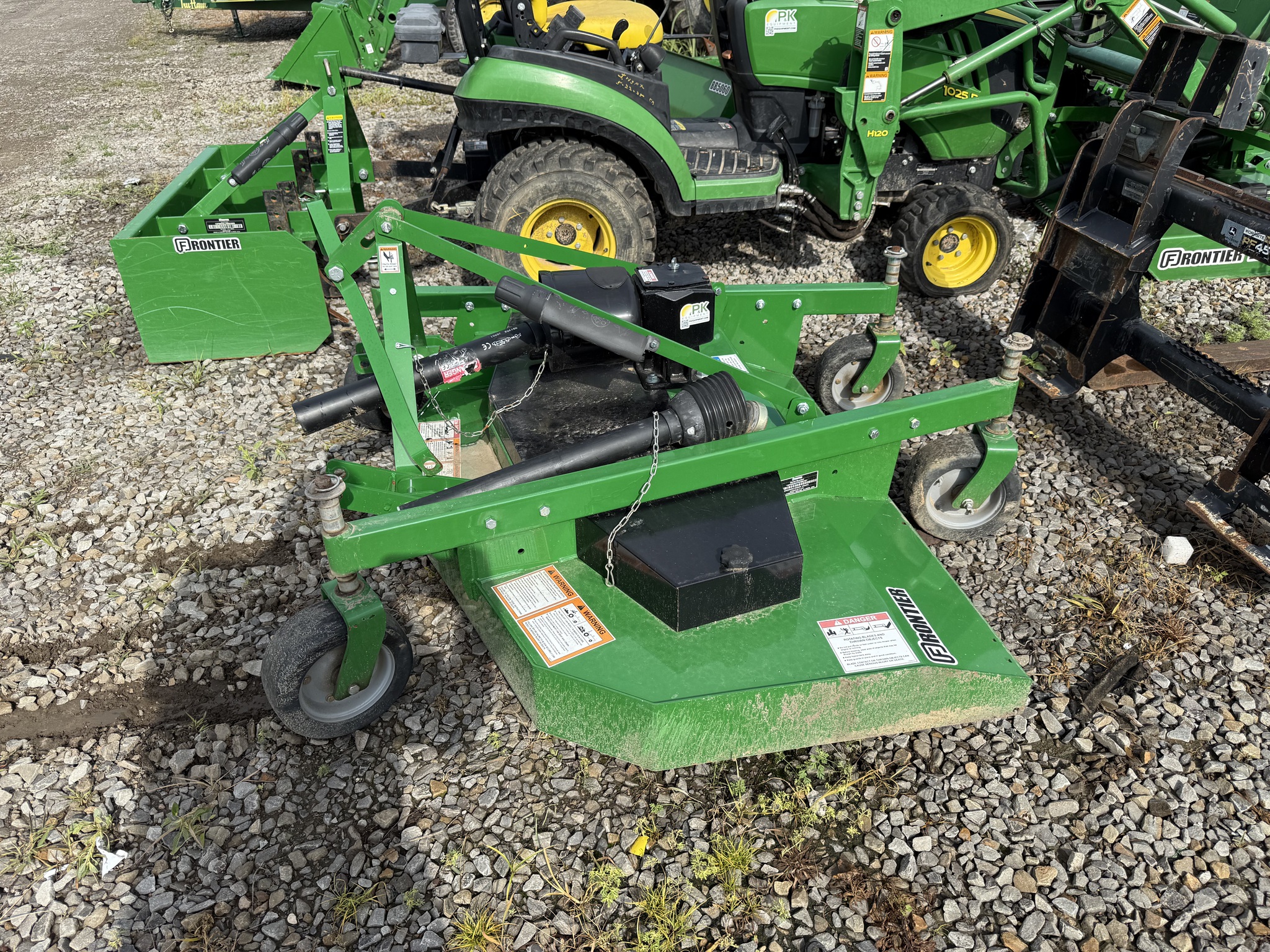 2022 John Deere GM4072 Image 5