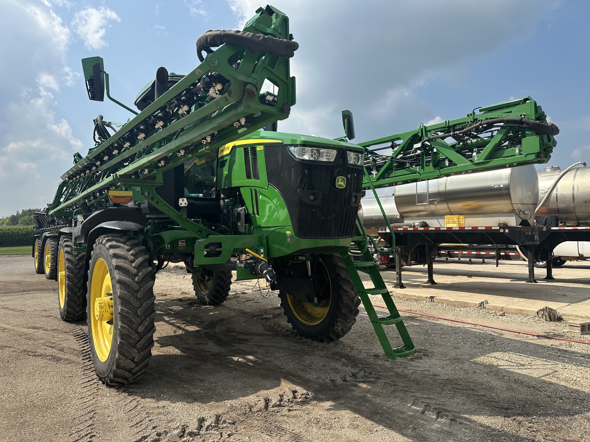 2023 John Deere 412R Image 2