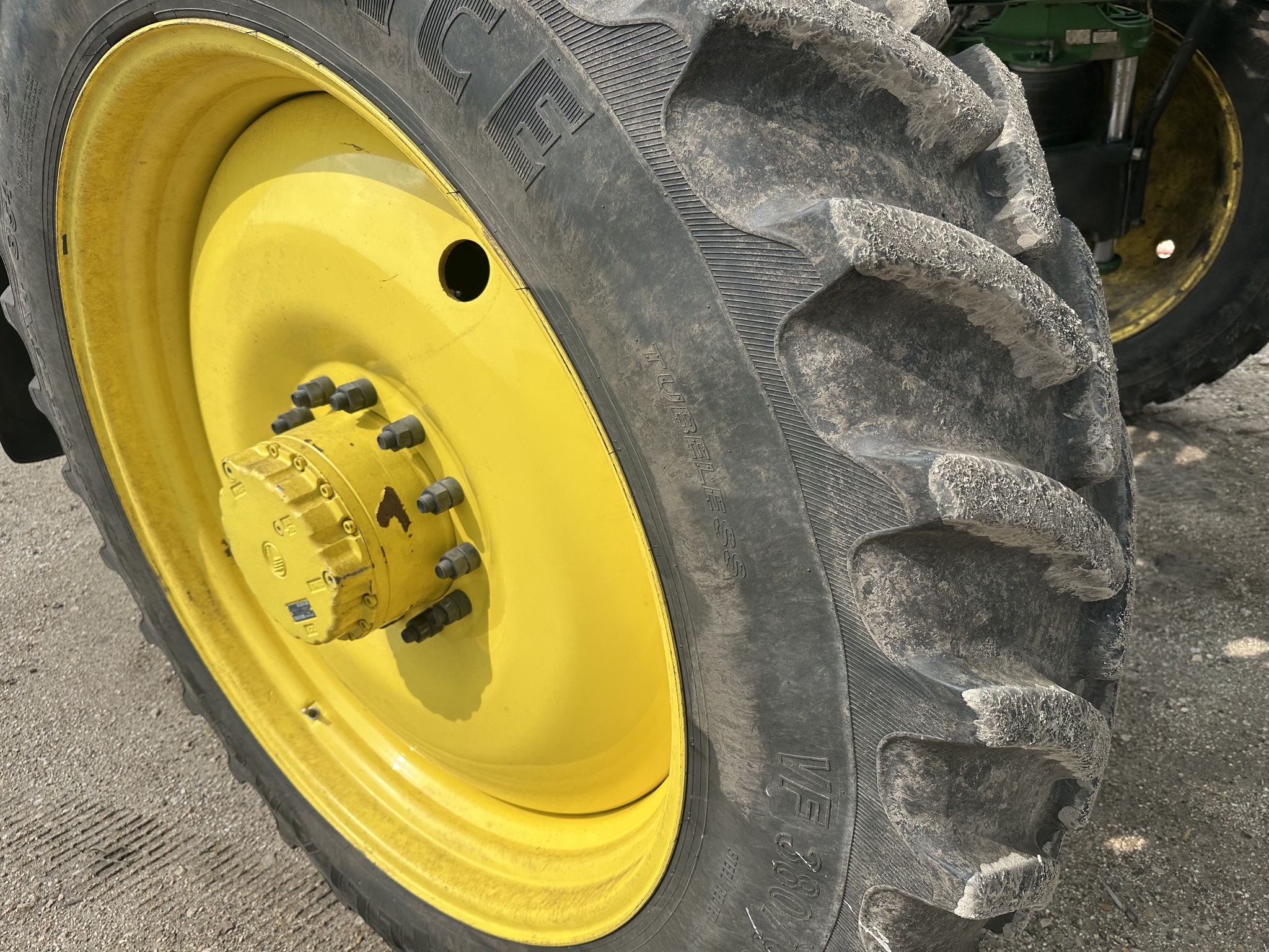 2023 John Deere 412R Image 6