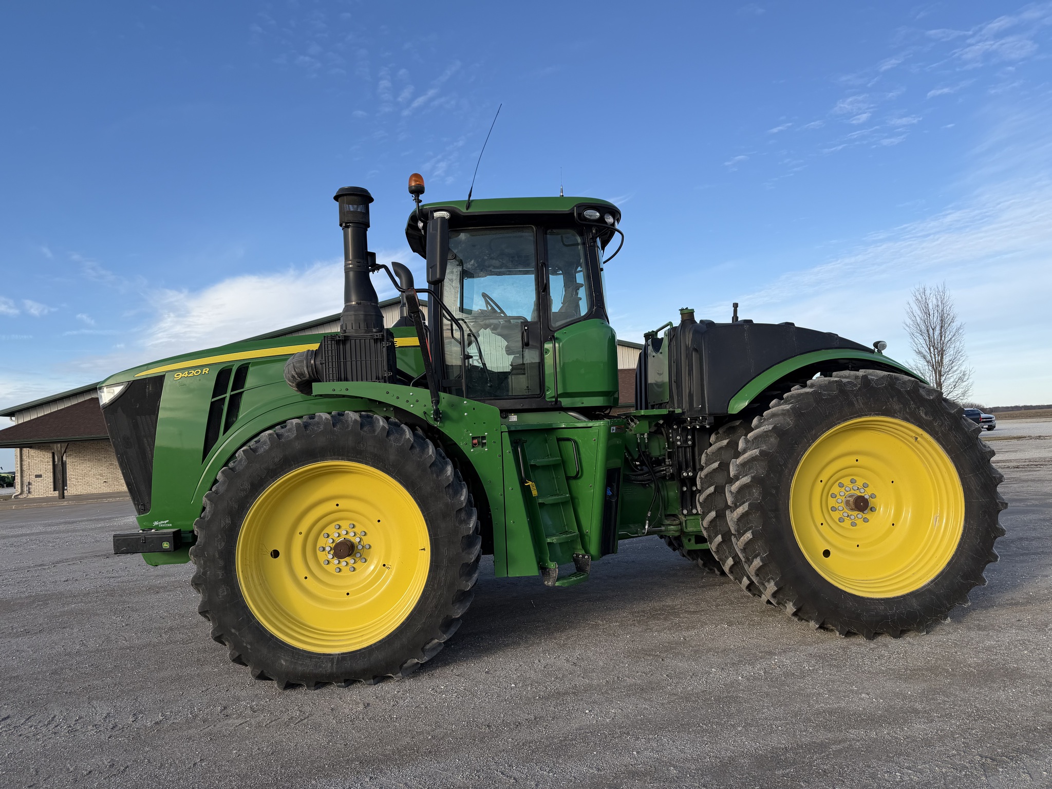  2021 John Deere 9420R at Heritage Tractor in Quincy, IL