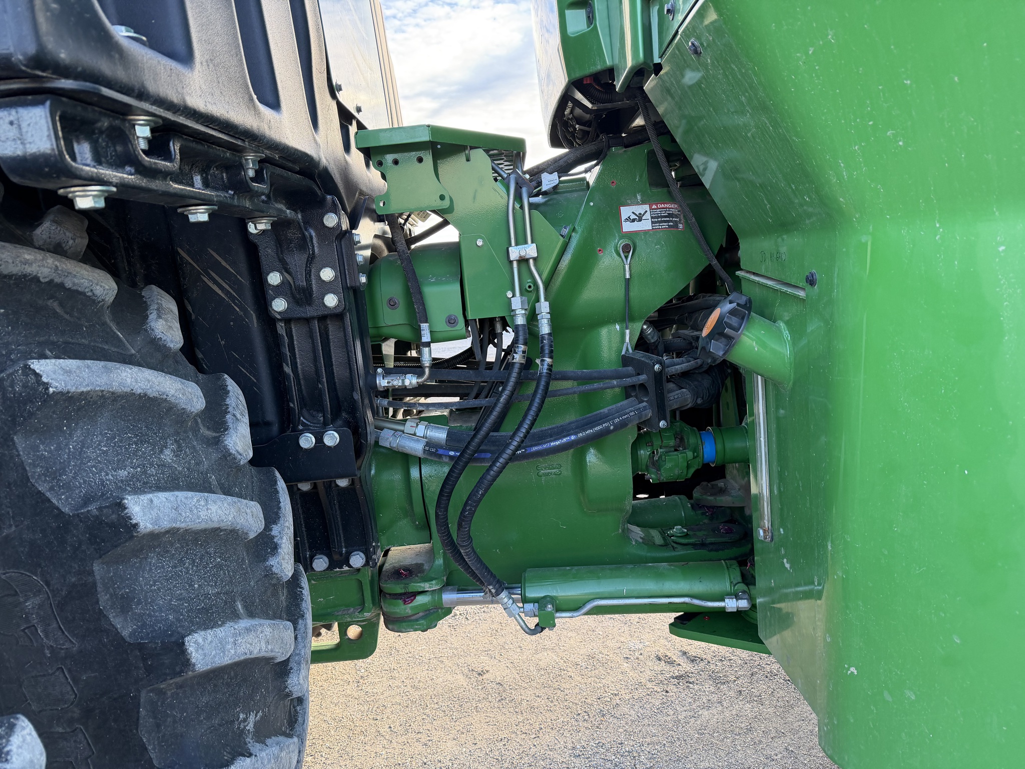  2021 John Deere 9420R at Heritage Tractor in Quincy, IL