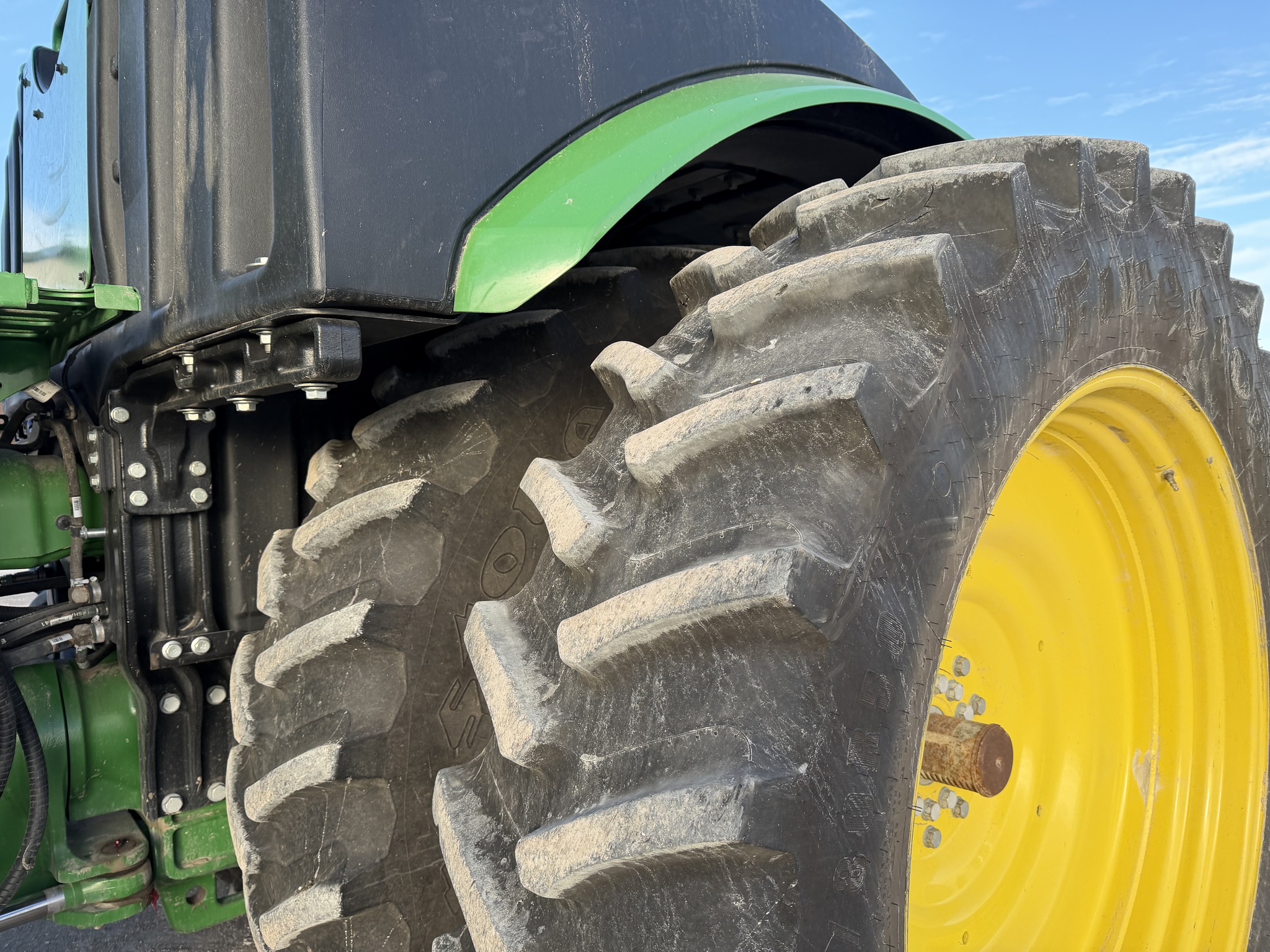  2021 John Deere 9420R at Heritage Tractor in Quincy, IL