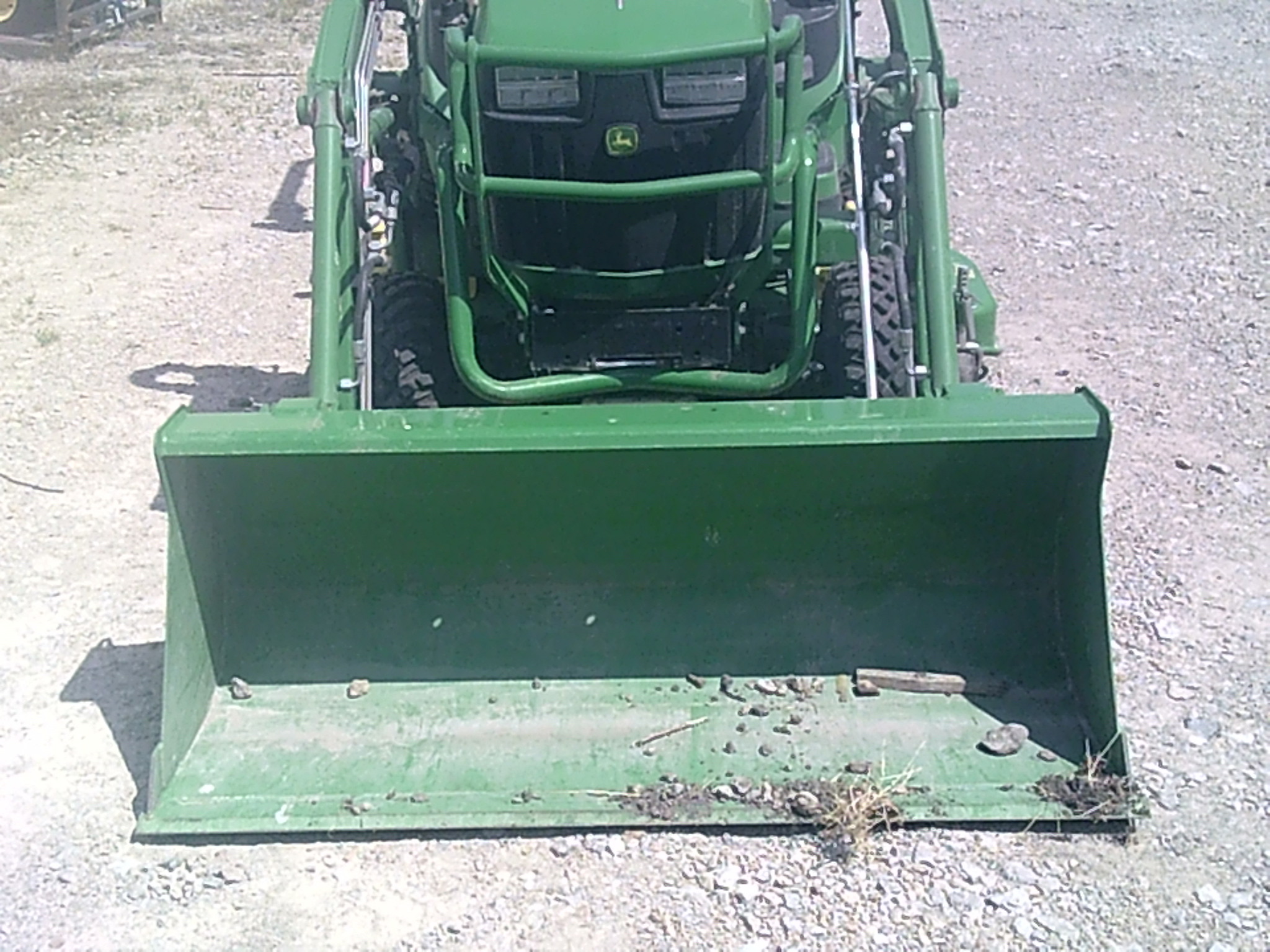 2023 John Deere 1025R Image 8