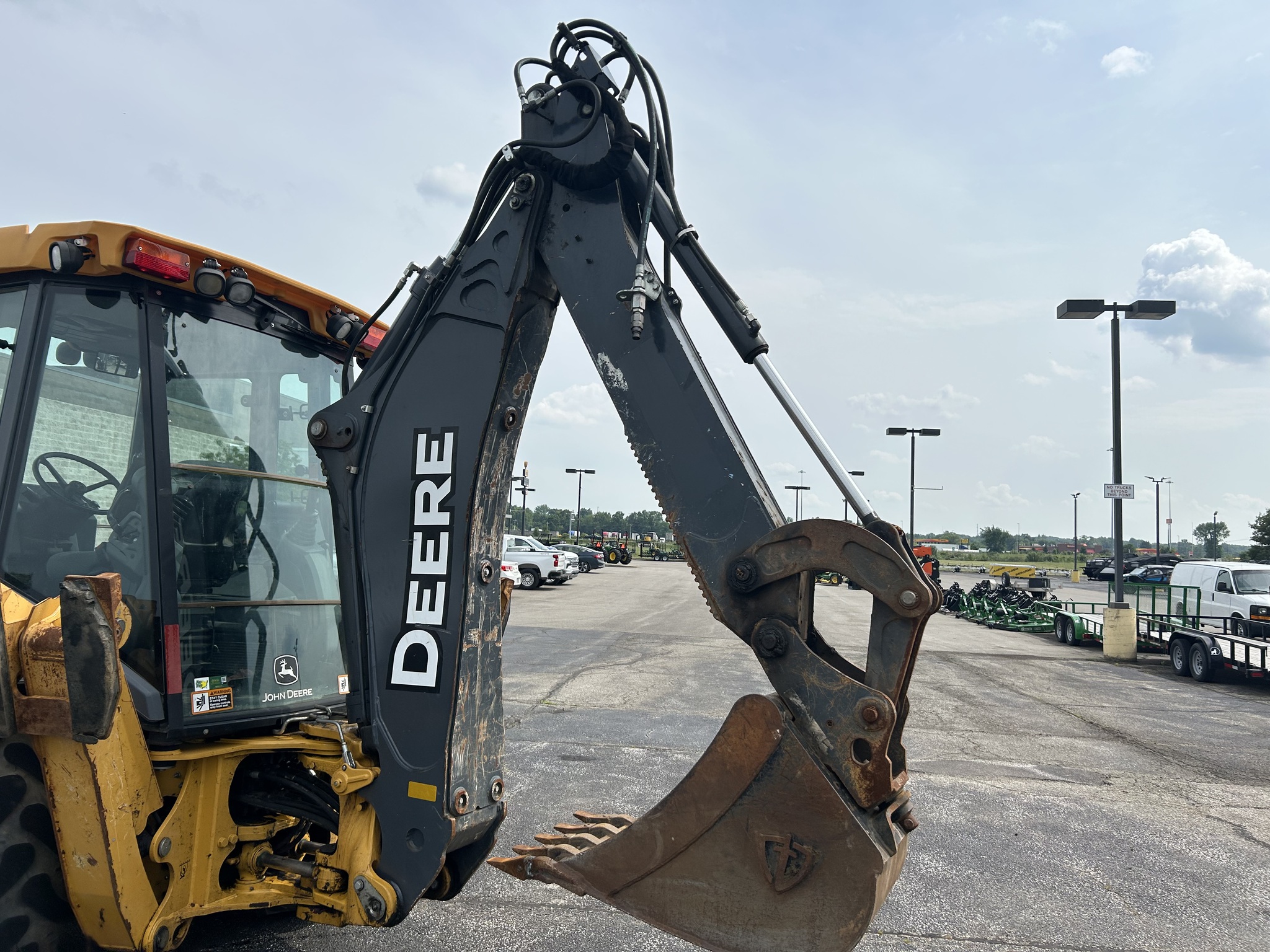2019 John Deere 310L EP Image 10