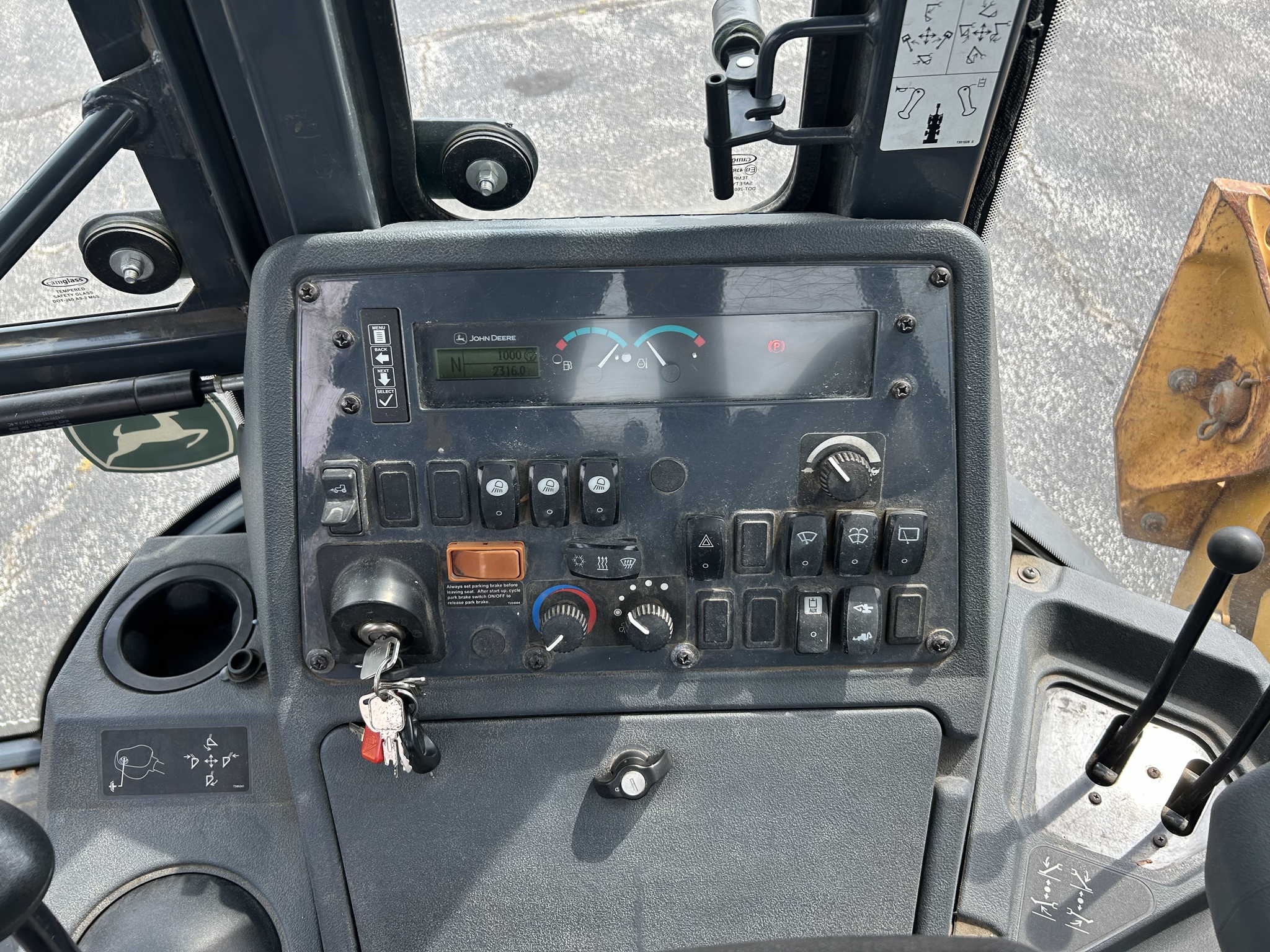 2019 John Deere 310L EP Image 14