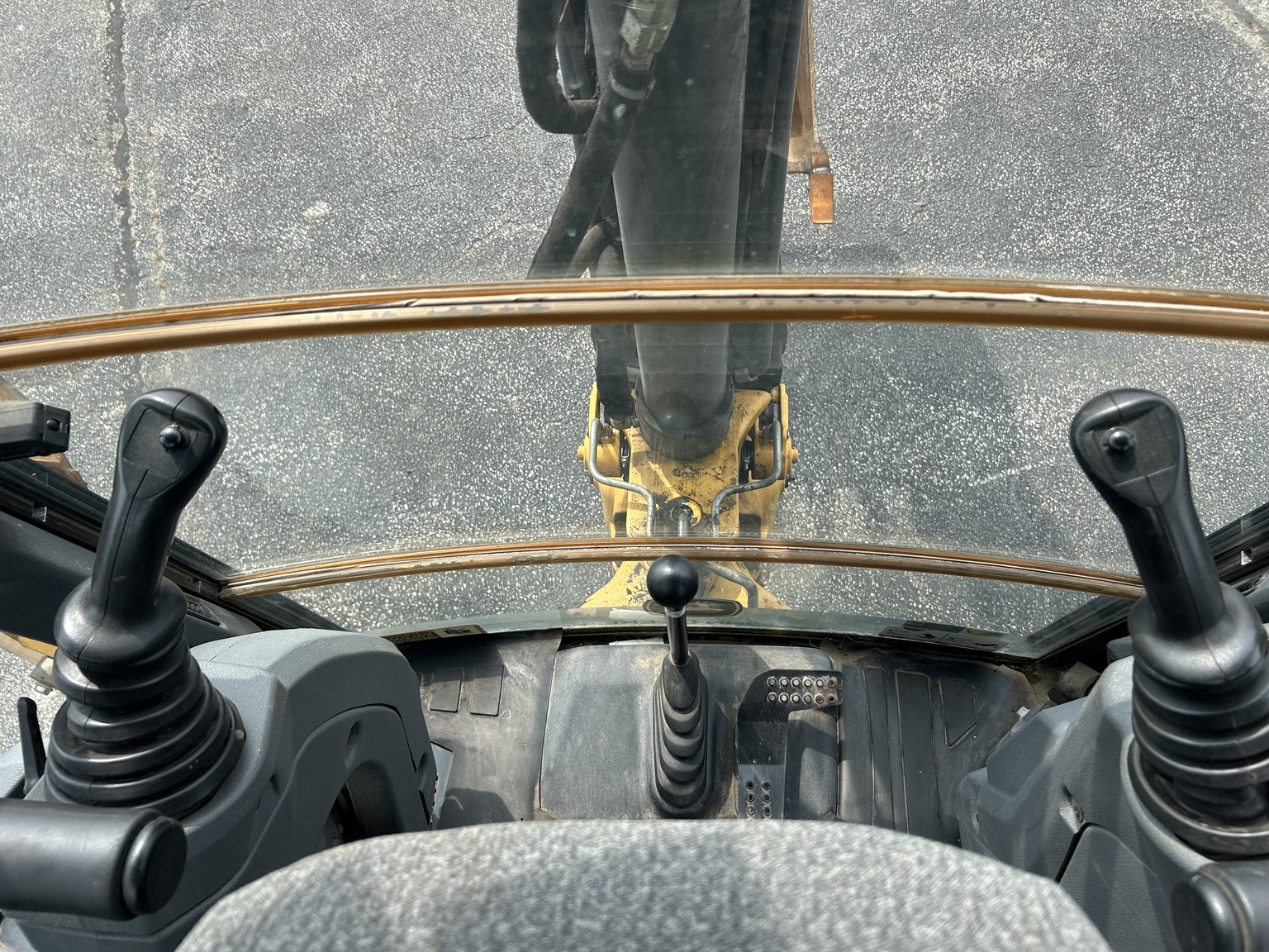 2019 John Deere 310L EP Image 13