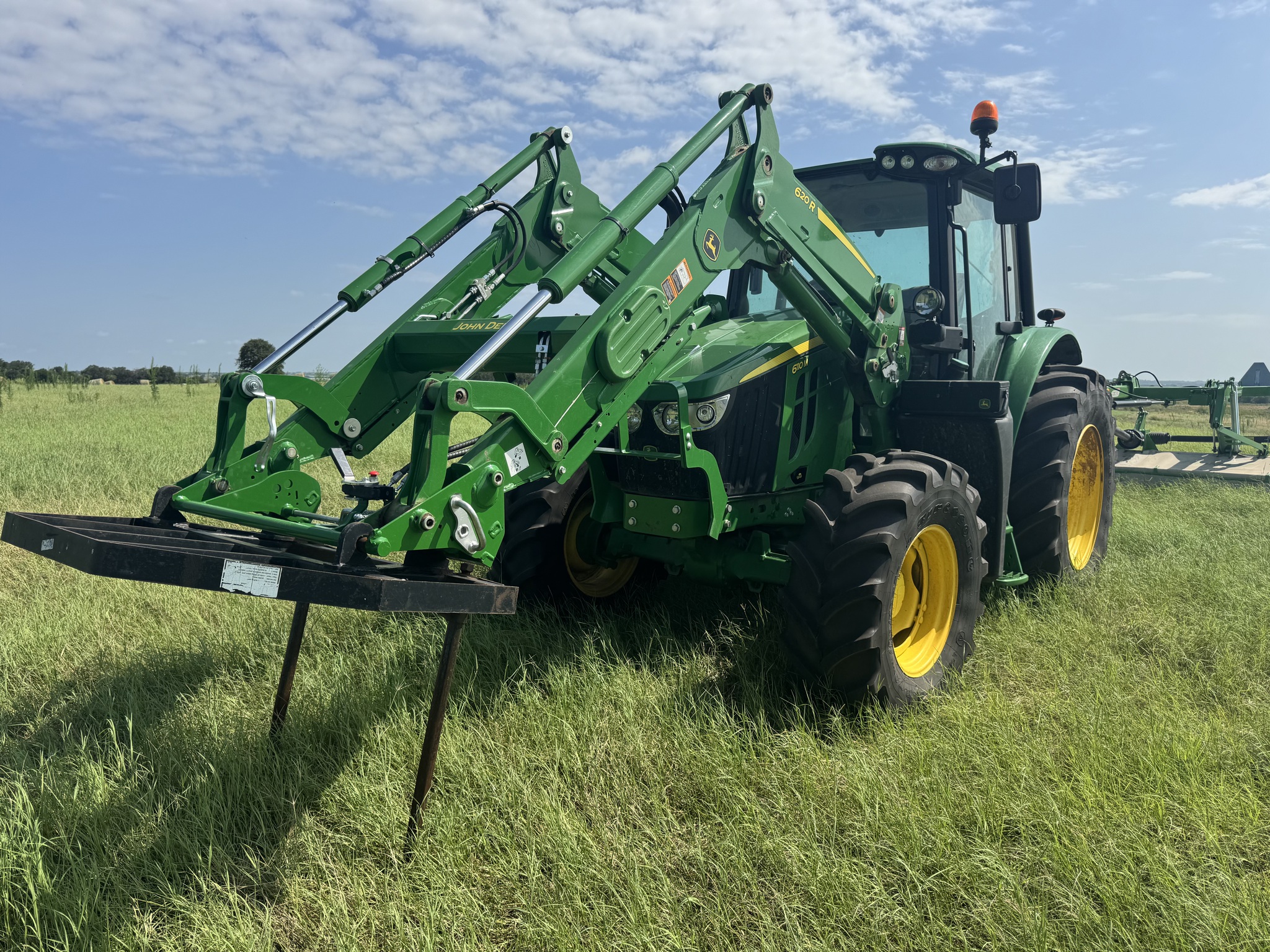 2024 John Deere 6110M Image 3